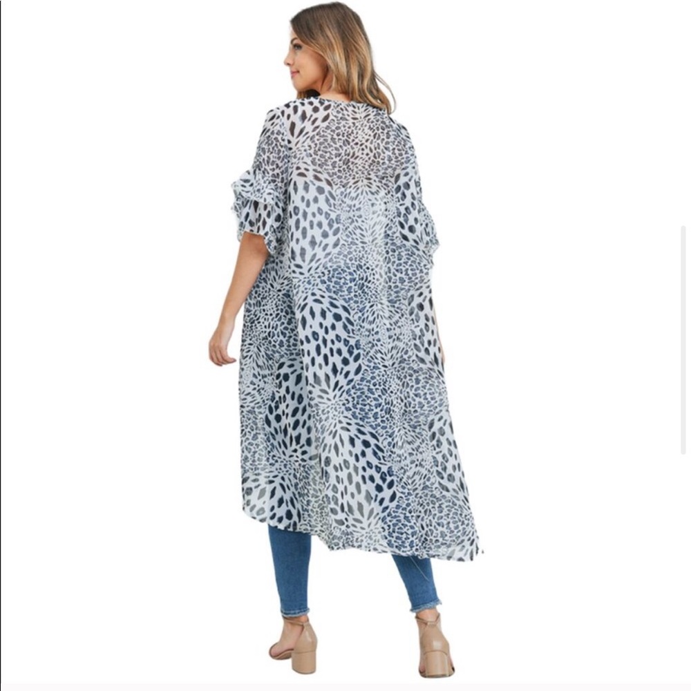 🌟HP 🌟 Leopard Print Ruffle Sleeve Kimono - Picture 6 of 7